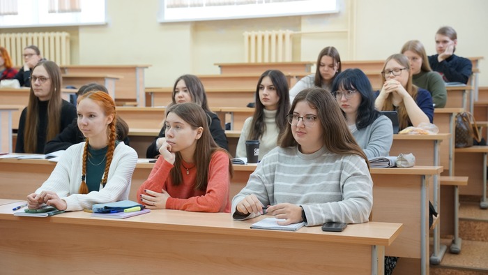 Важен каждый голос: студентам Института культуры и искусства рассказали о предстоящий выборах