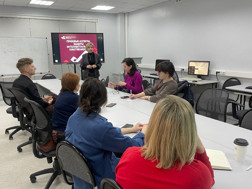 В СГУ им. Питирима Сорокина завершилась серия семинаров по трансферу технологий