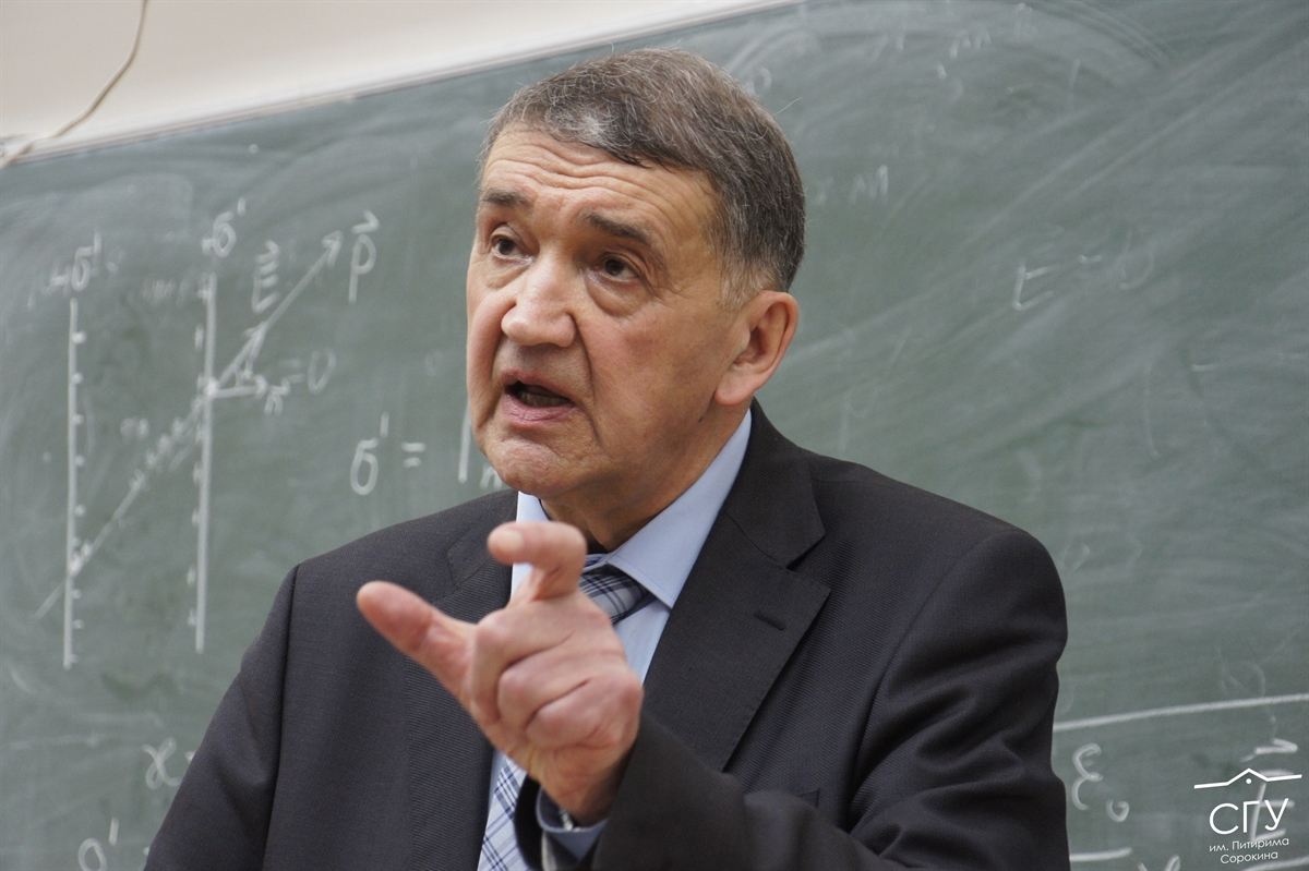 Покоритель Арктики в гостях у студенческого сообщества института естественных наук