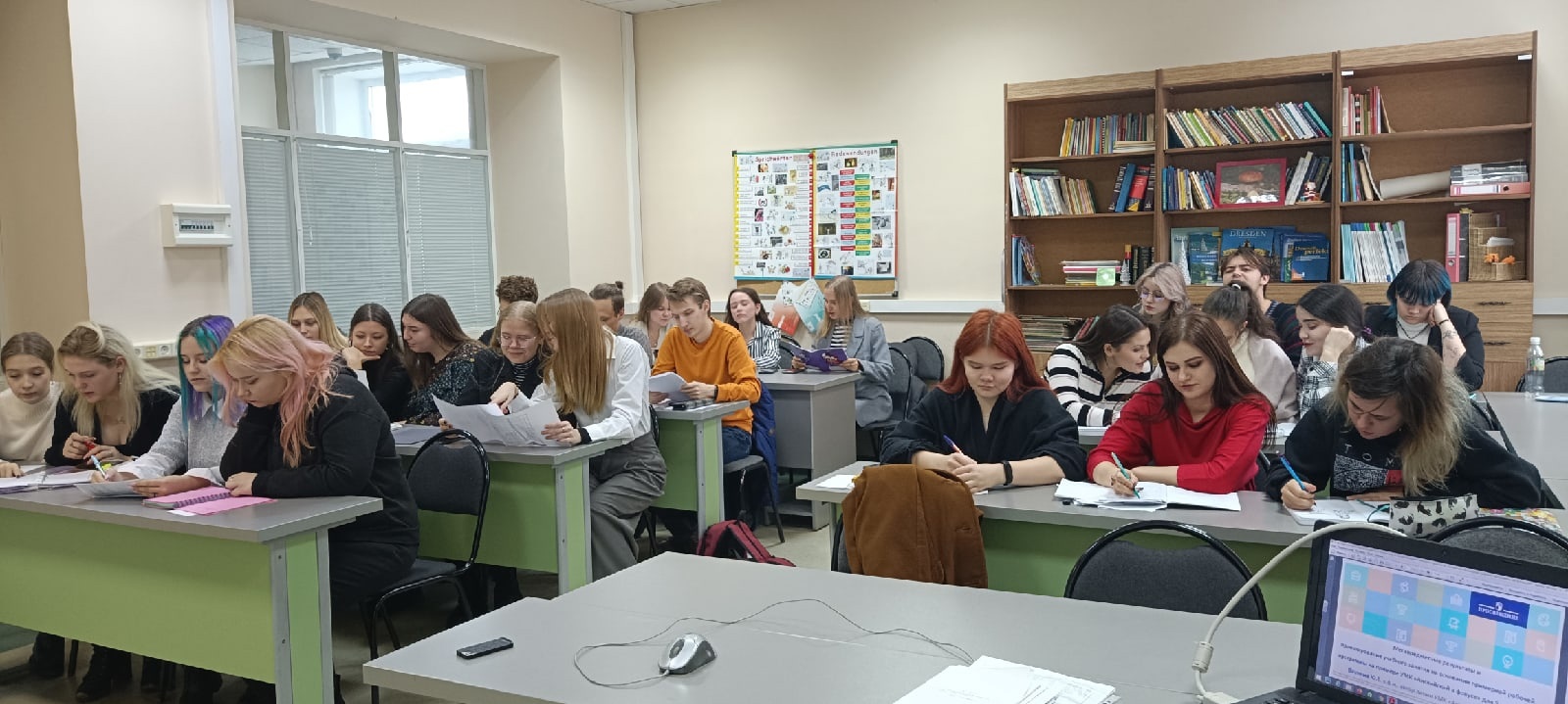 Студенты Института иностранных языков приняли участие в мастер-классе по педагогическому мастерству