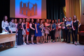 Выпускной Института менеджмента и предпринимательства