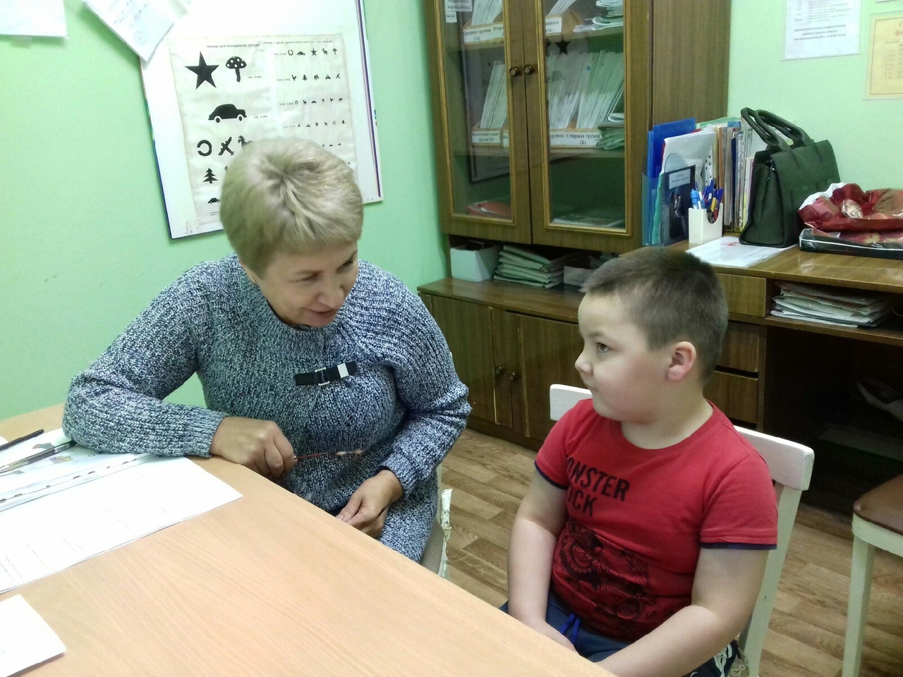 В каких случаях логопед нужен взрослым?