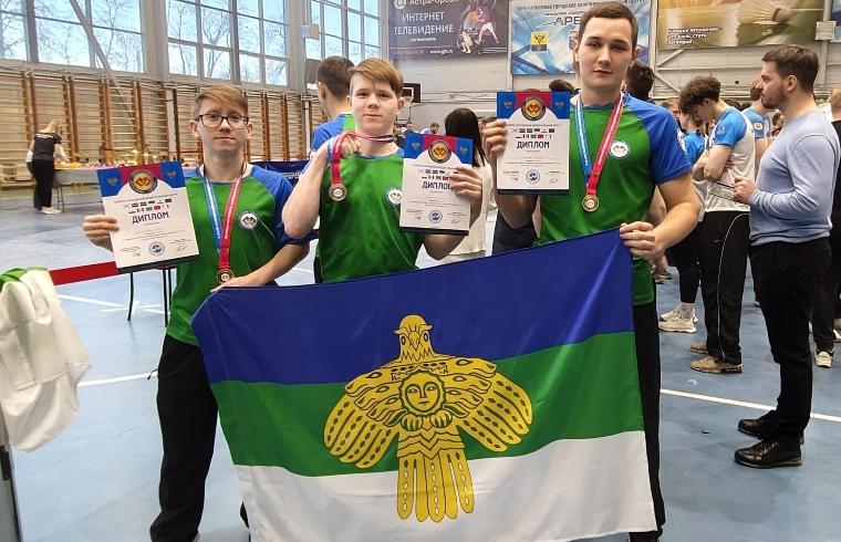 Студенты СГУ им. Питирима Сорокина выступили на Чемпионате СЗФО по армрестлингу