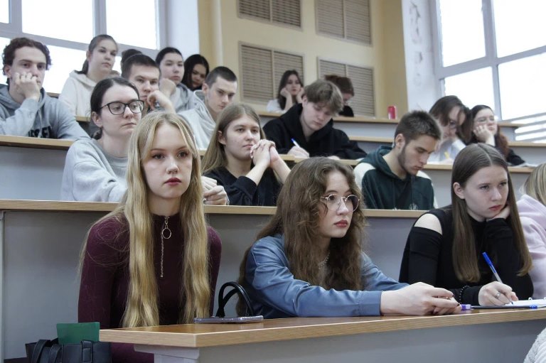 Студенты СГУ им. Питирима Сорокина поговорили о роли религии в современном мире