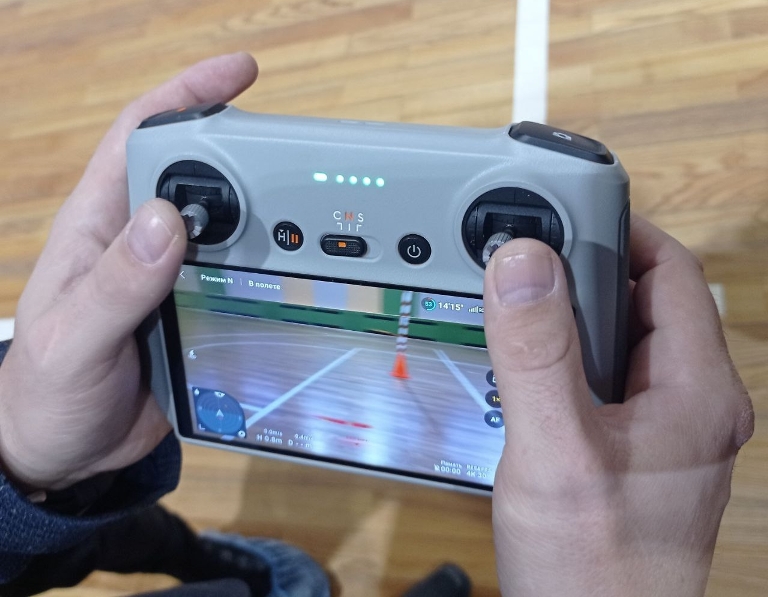 Студенты – бойцы студенческих отрядов продолжают осваивать профессию «Оператор беспилотных авиационных систем»