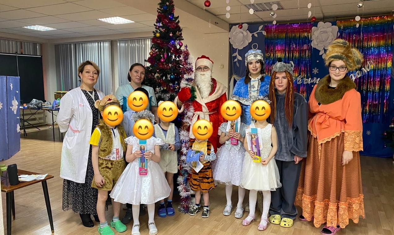 В Институте педагогики и психологии завершилась благотворительная акция «Новый год для всех»