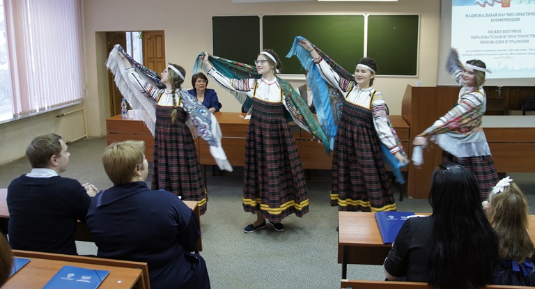 В СГУ обсудили вопросы образования в поликультурной среде