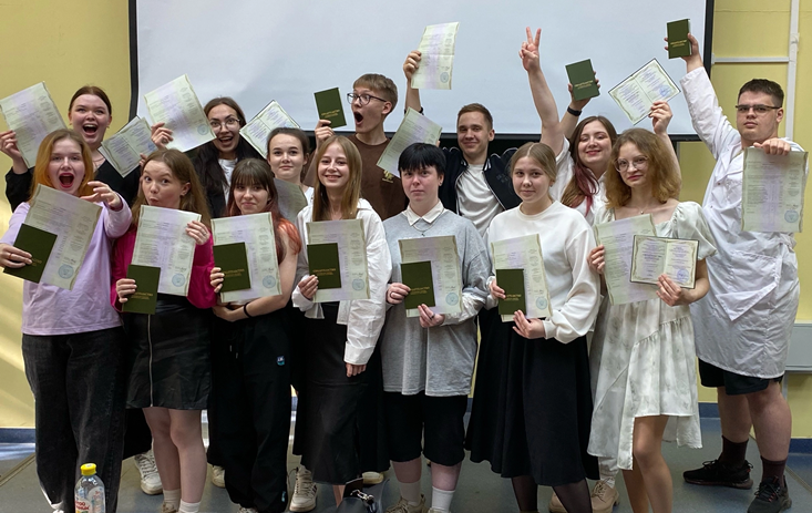 Врачи будущего — бойцы Российских студенческих отрядов 