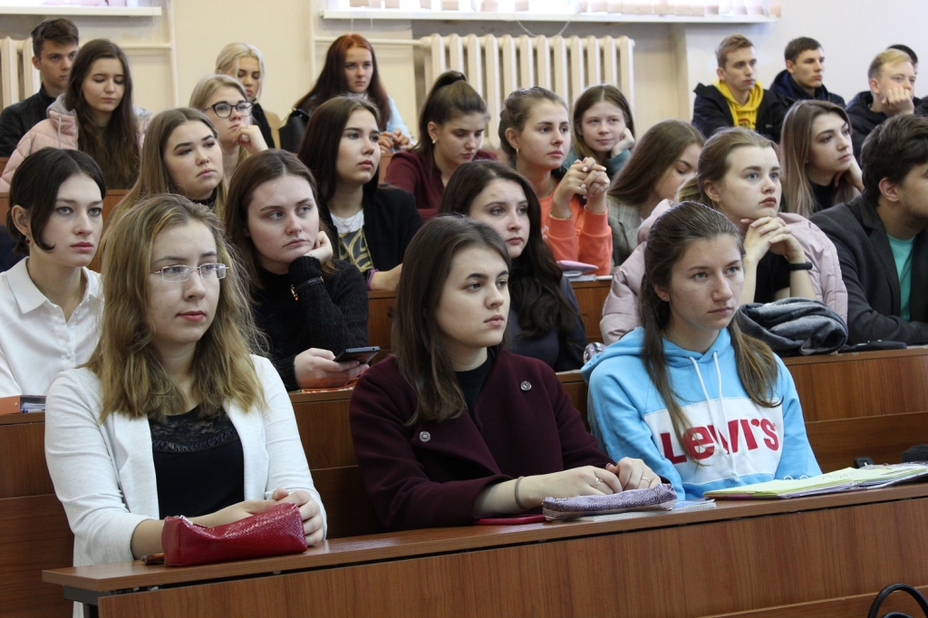 Студенты узнали о работе судебных приставов региона