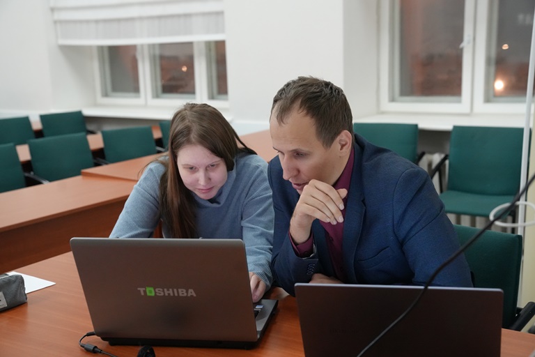 Пятый день Школы молодого учёного: Практические знания для будущих исследователей