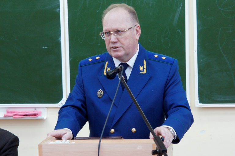 Представители Прокураторы Республики Коми встретились с будущими юристами