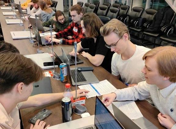 Студент СГУ им. Питирима Сорокина принял участие в кейс-чемпионате Высшей Школы Экономики