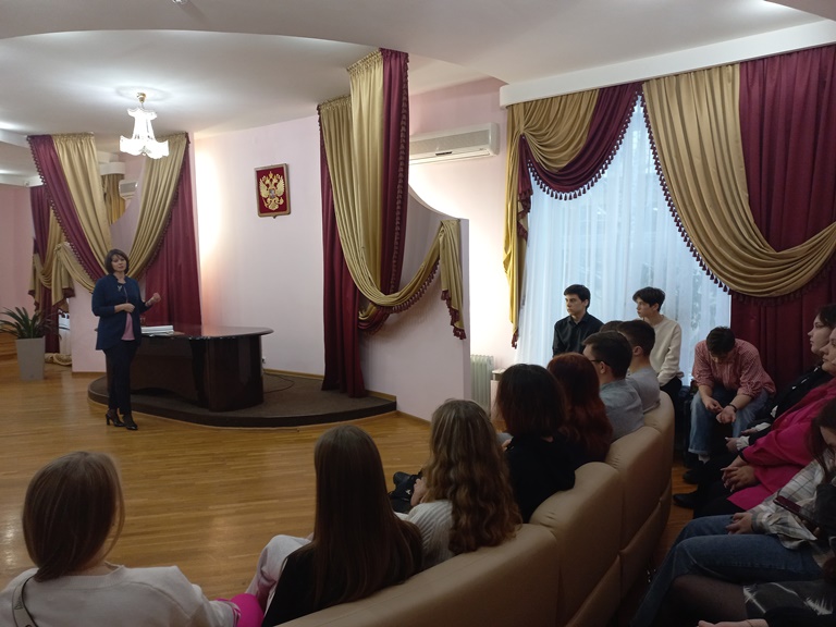 Студенты юридического института посетили ЗАГС