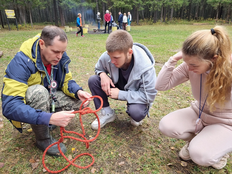 СтудТуризм в движении: студенты СГУ им. Пититима Сорокина сходили в поход